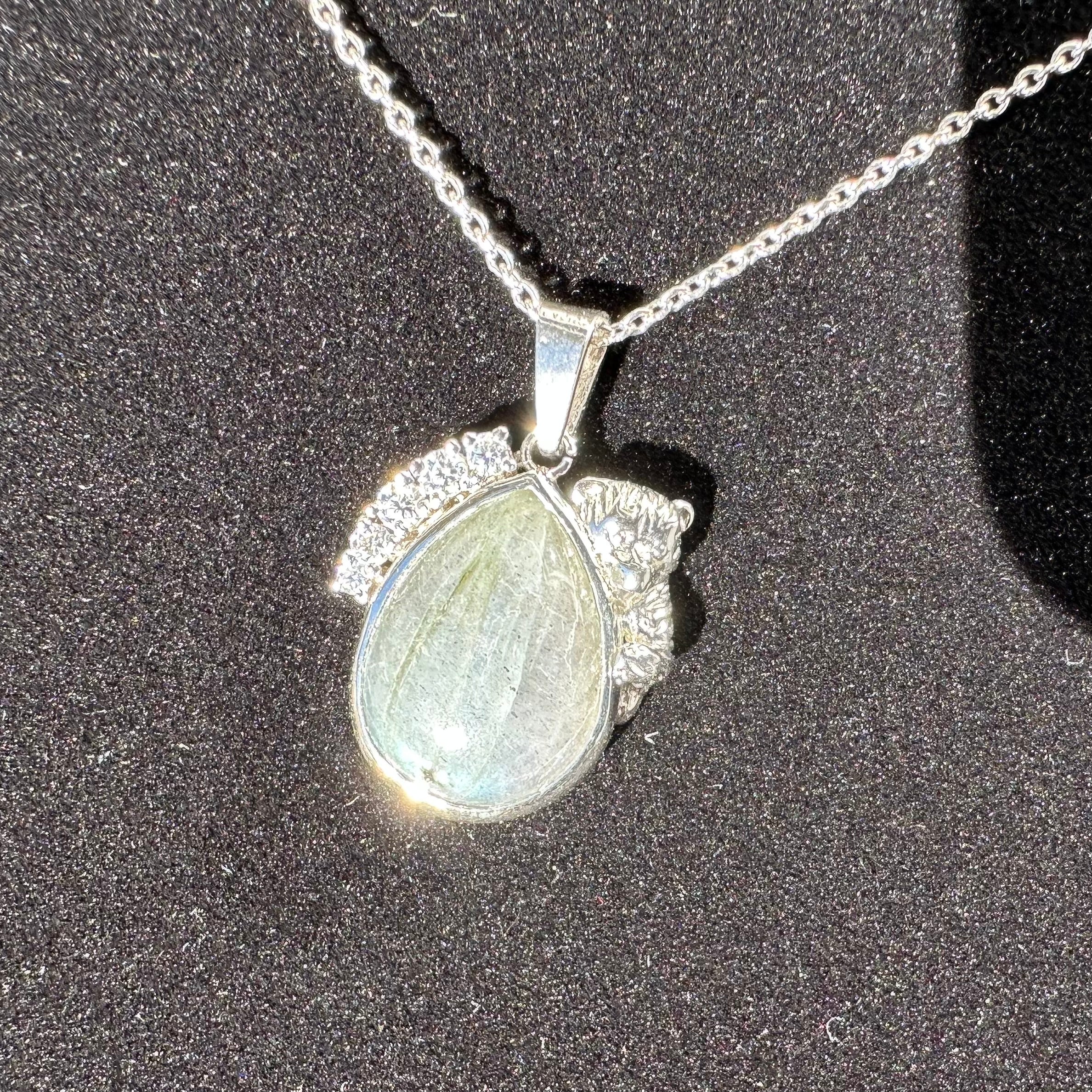 Guiding Moonlight — Sacred Guardian 7