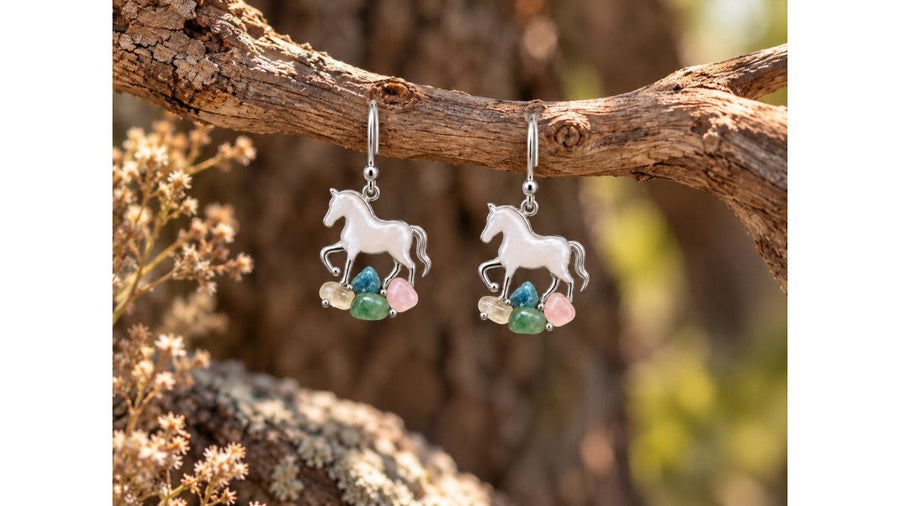 Symbolic Jewelry for Horse Lovers: 7 Meaningful Styles